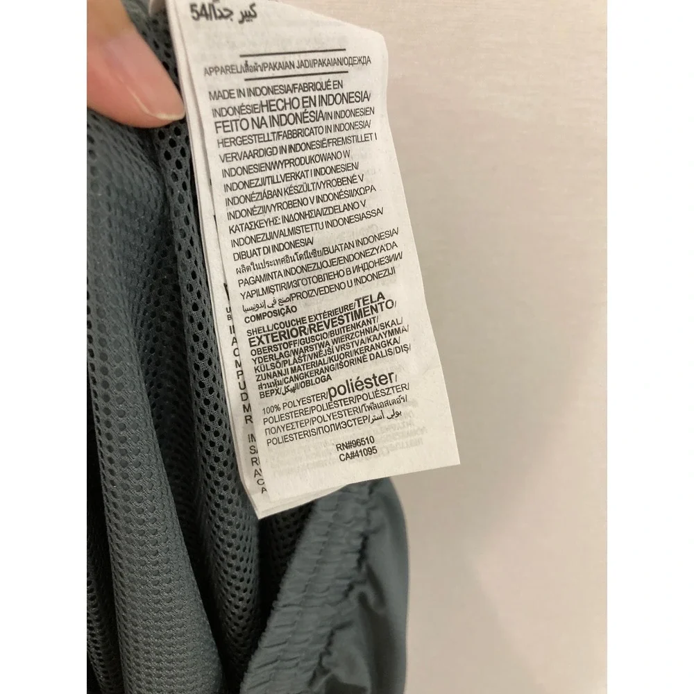 Under Armour Track Pants XL Grey Black Loose Fit Athletic Active Joggers‎